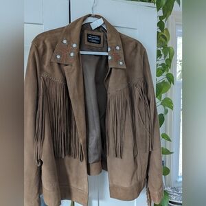 Stunning Suede NWT Fringe Jacket. Size XLarge
